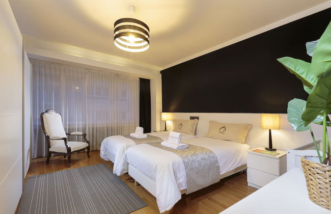 The Queen Luxury Apartments - Villa Carlotta - Photo 21