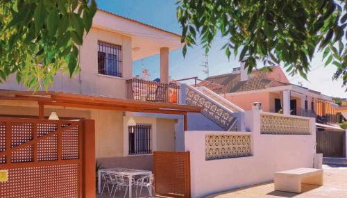 Dos Casas juntas y Patio común a 25 metros de la Playa - Foto 2