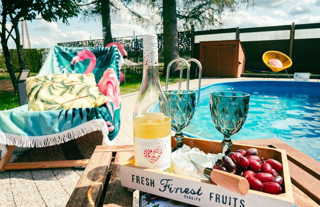 Holiday Home With Private Sauna, Jacuzzi and Pool - Photo 20