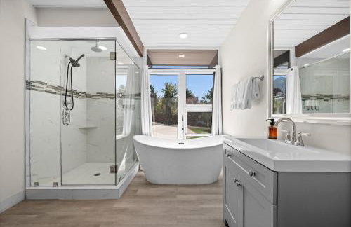 Ski Resorts & DT, Hot Tub, Game Room, Yard, 9 beds - Foto 17