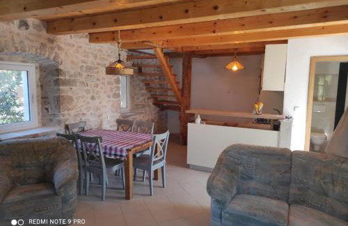 Rest house with jacuzzi Mili - Foto 13