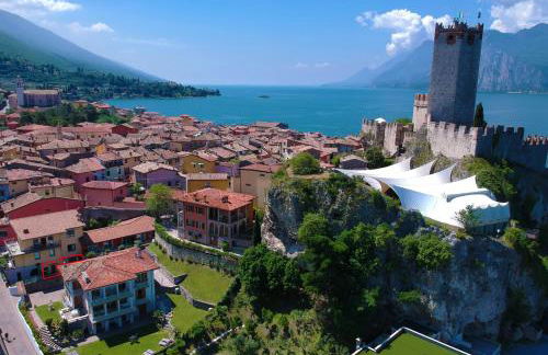 La Madrugada - Foto 14