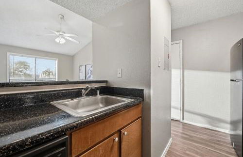 District West Apartments Simple Modern Home - Foto 16