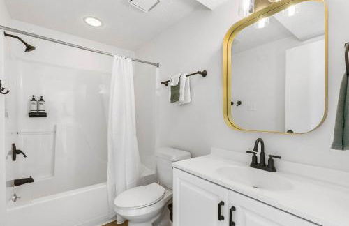 Enchanted Woods Retreat-Decorated for Christmas - Foto 16