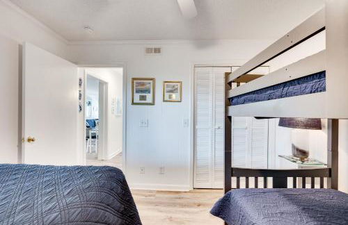 Atlantic Beach Condo with Balcony and Beach Access! - Foto 17