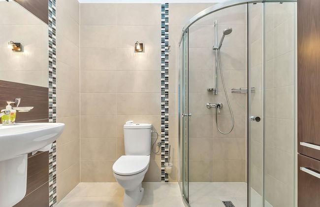 Apartments Lesna 17 by Renters - Photo 17