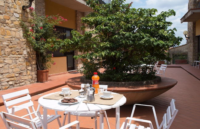 Holiday Home in Tuscany With Vineyard Views - Photo 10