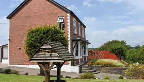 Silver Crooks - Photo 2