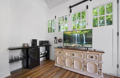 Remodeled Historic 1800s Carriage House, The Castle Garden, Colonial Modern Mansion - Foto 49