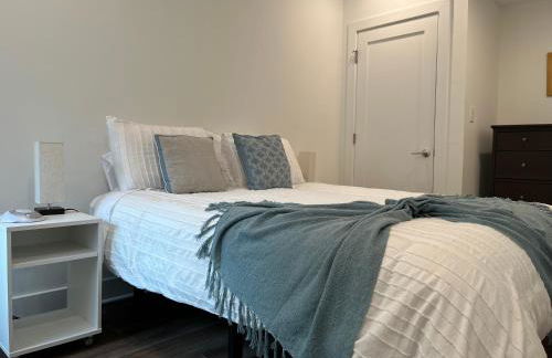 Upscale 3BR I Walk Score 99 I Metro I Free Parking - Foto 7