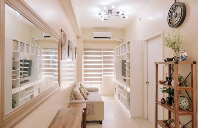 Playful & Charming City Loft - Photo 10