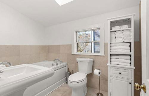 Circa 1789 Historic South End Downtown Home - Foto 32