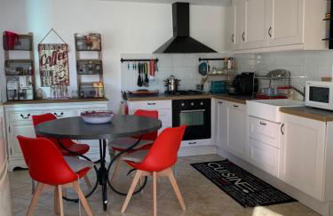 Maison des lavandes - Photo 2