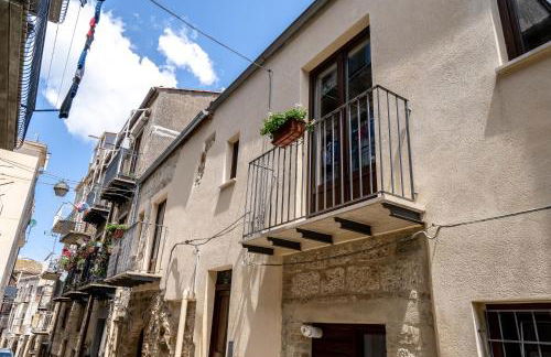 Via Venezia 32 House - Photo 2