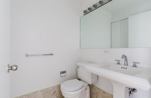 Blueground Battery Park City rooftop nr Hudson River NYC-291 - Foto 19