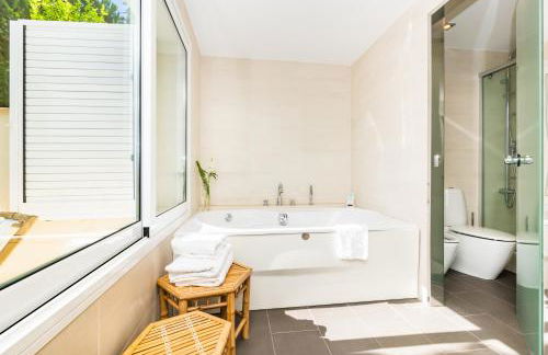 Villa Miramar by Glasir - Photo 34