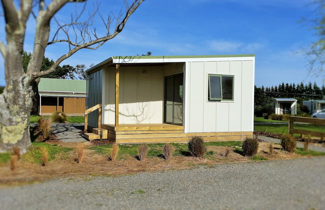 Martinborough TOP 10 Holiday Park - Photo 32