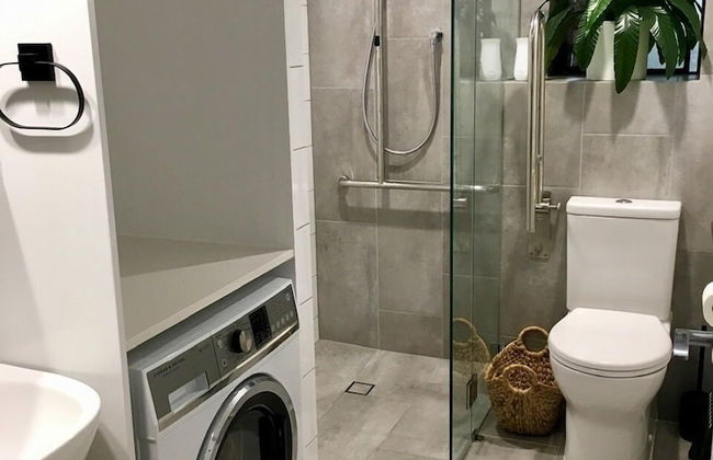 Burleigh Palms Holiday Apartments - Photo 28