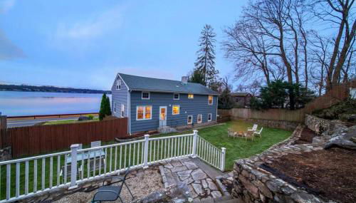 Waterview house walking distance from Cove Beach-5 mins to downtown-only 40 min to NYC - Foto 2