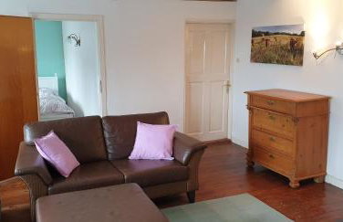 Der kleine Fuchshof mit Hund, Pferd und Huhn - Photo 4