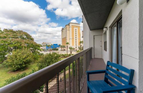 Tranquil Garden View 2 Bed 2 Bath Balcony Condo 7 Min to Universal - Foto 2