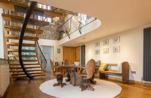 Askrigg Chapel - Photo 23