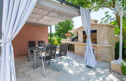 Lovely Home In Nedescina With Kitchen - Foto 16