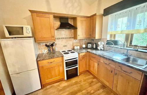 RURAL stone barn with Log Burner, tranquil setting - Foto 9