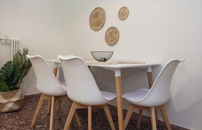 Fresh Urban Apt with Balcony in Zografou - Foto 9