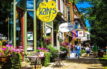 Gorgeous 5 Bdr with Hot Tub - Walk to Holi-Mont! - Foto 37