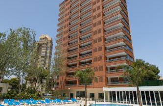 Aparthotel BCL Levante Lux - Foto 1