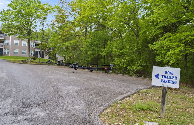 Serene Escape at Table Rock Lake - Photo 45