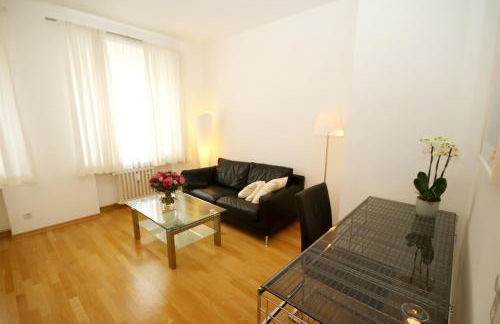 Möbliertes Apartment im Herzen von Düsseldorf - Foto 2