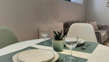 Proche gare, cosy, courte et moyenne durée - Foto 5