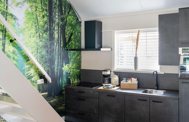 Cozy Villa w/ Sauna and BBQ - Photo 9