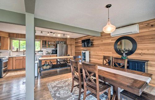 Deck and Sweeping Views Family Union Home - Foto 6