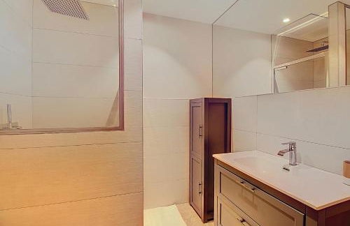 Superbe Mas Provençal rénové avec piscine, billard et climatisation à Paradou - Foto 73