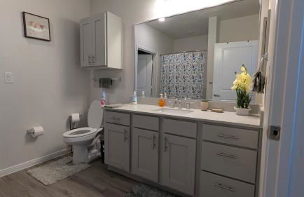 Oasis Lakeside place Near Frisco 2bd-2ba Sleep 6 - Foto 24