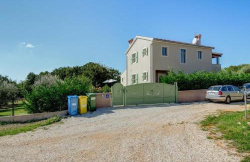 Villa in Srebrnici With Pool Near Marea Beach - Foto 1