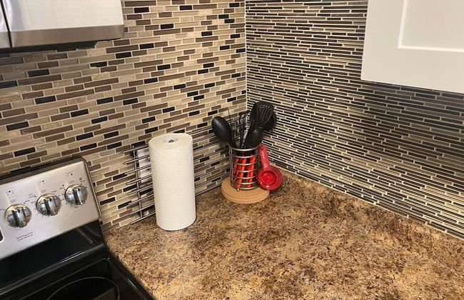 Modern 3 BR Home - Family Friendly - Foto 9