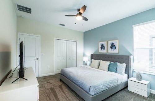 Beautiful and Spacious 5 Bed Pool Home home - Foto 15