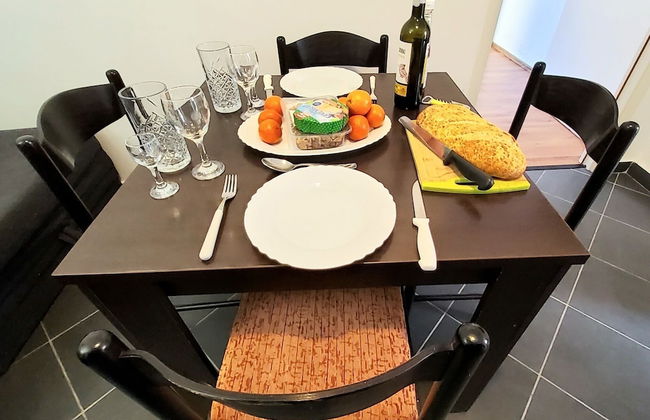 Charming Apartment 3 Sleeps 4 Guests - Photo 23