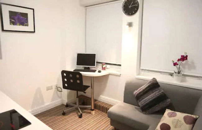 Trivelles - Bradford - Sunbridge Road - Foto 12