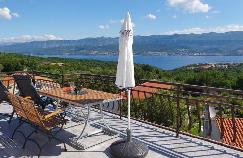 Apartments Olivia & Navy, Šilo - Photo 3