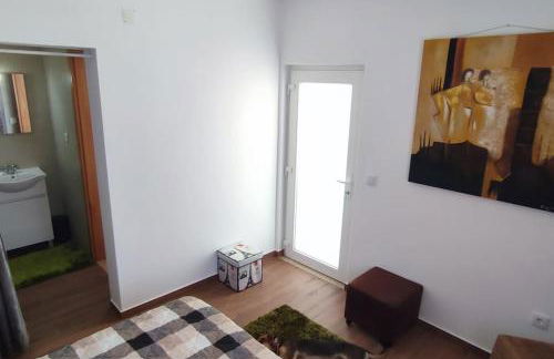 Kyrios Arts Atelier with use of private swimming pool - Foto 14