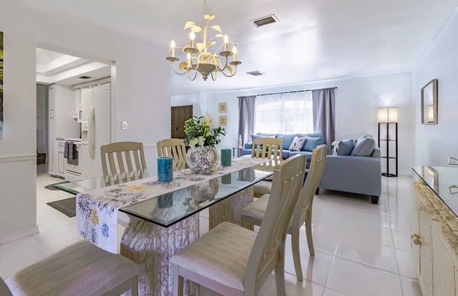 Hardee House in Gulf Gate Neighborhood - Foto 5