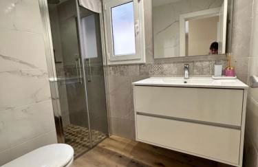 Acogedora casa con piscina y 3 dormitorios - Foto 16