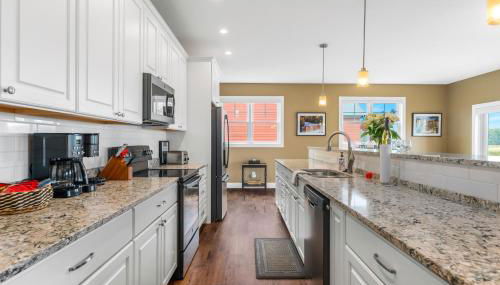 Golf in Luxury - 4BDR Home on Agaming Golf Course - by Torch Lake - Foto 4, Other