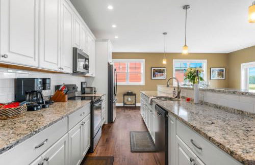 Golf in Luxury - 4BDR Home on Agaming Golf Course - by Torch Lake - Foto 4