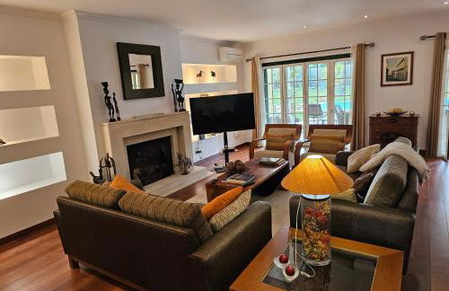 Charming Villa Jarros Private pool & Golf - Foto 64